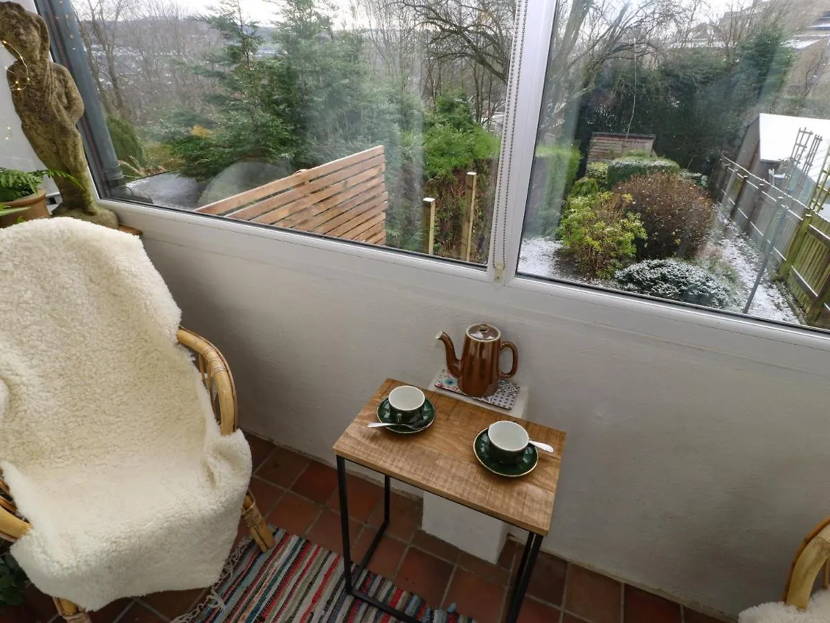 Townend Cottage 케일리 펜션